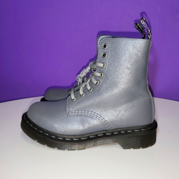 Dr.Martens 1460 Pascal Gray Size: 5 - Picture 3 of 13